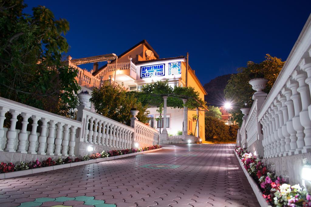 Villa Palma Guesthouse Mostar Exteriör bild
