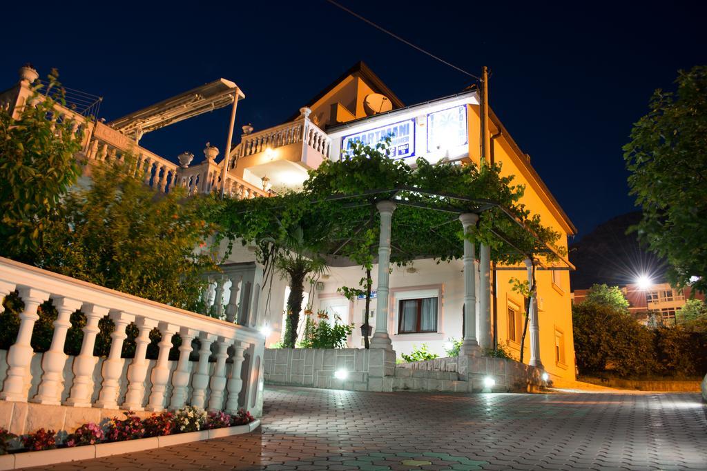 Villa Palma Guesthouse Mostar Exteriör bild